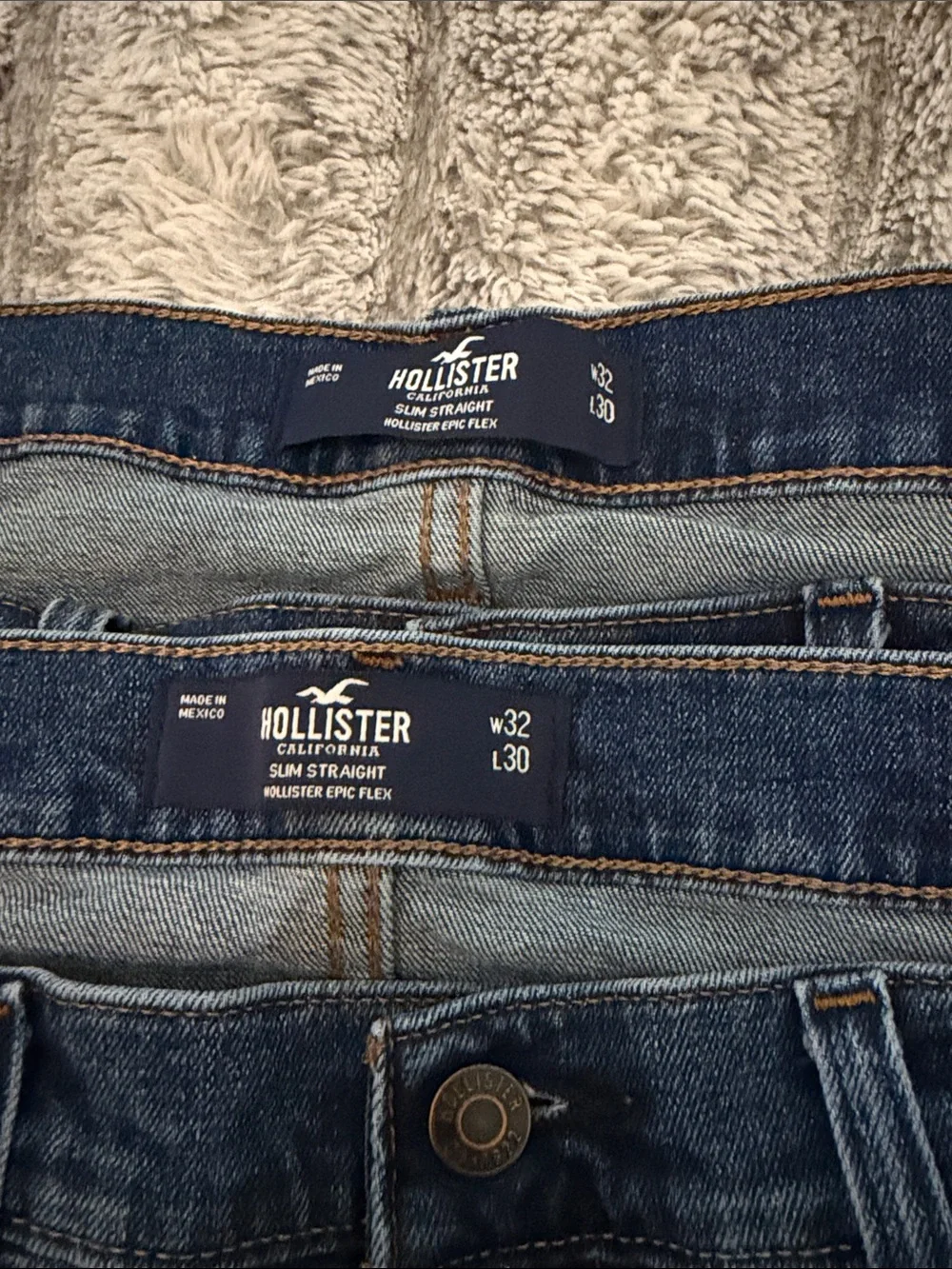 Hollister Men’s Jeans Medium Wash - Size 32 x 30